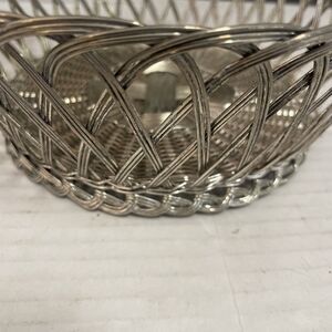 Silver Plate Hand Woven Bowl Basket Round  9”x 3.5 Post 1940 Mid Century Quality